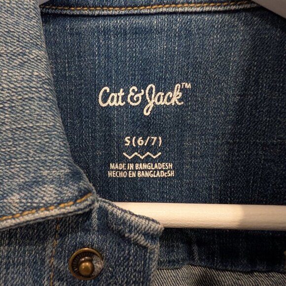 Cat & Jack Denim Jean Jacket Classic Versatile Everyday Fashion - Size S(6/7) - Picture 5 of 6